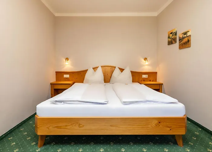 Haus Am Hammerrain בית הארחה